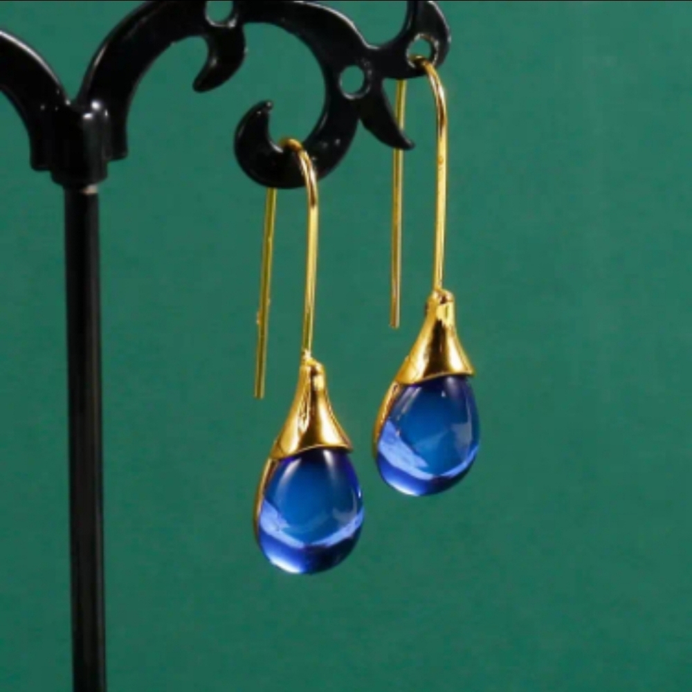REDUCED!!! Oval cut gemstone hook drop earrings blue gold plated.